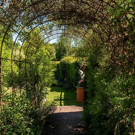 Um Freedebierg Bed & Breakfast Heffingen